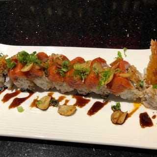 Shrimp Garlic Tuna Roll (New)