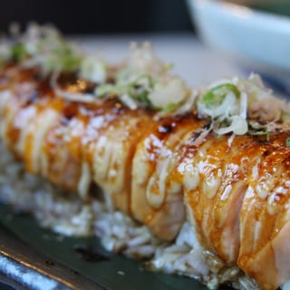 BAKED SALMON ROLL